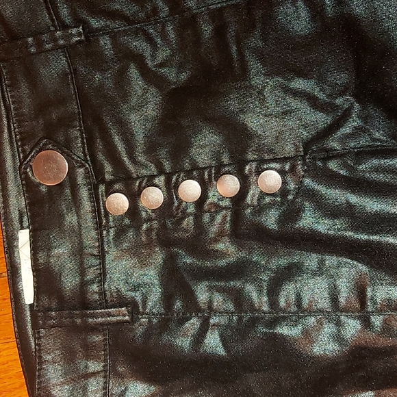 Button-Up Faux Leather Skinny Pants - Picture 7 of 7